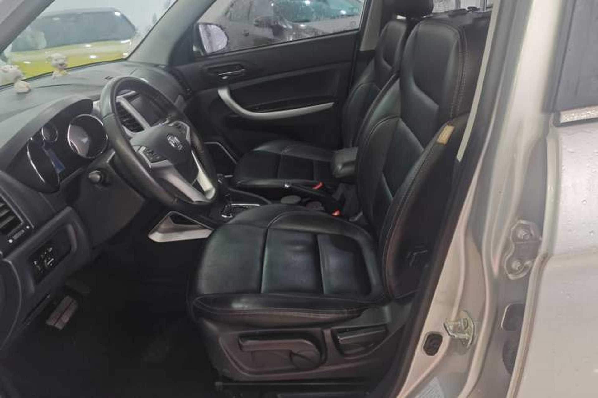 Used CHANGAN CS35 2015 1.6L Automatic Luxury Model China IV Standard Left Front Seat