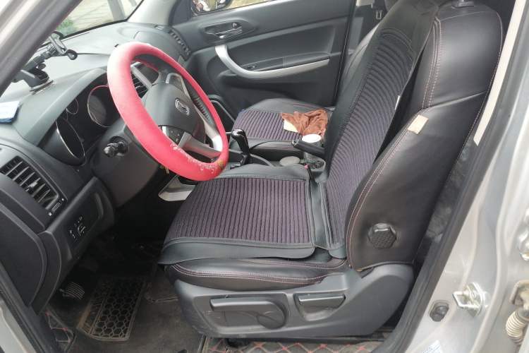 Used CHANGAN CS35 2015 1.6L Manual Luxury Model China IV Standard Left Front Seat