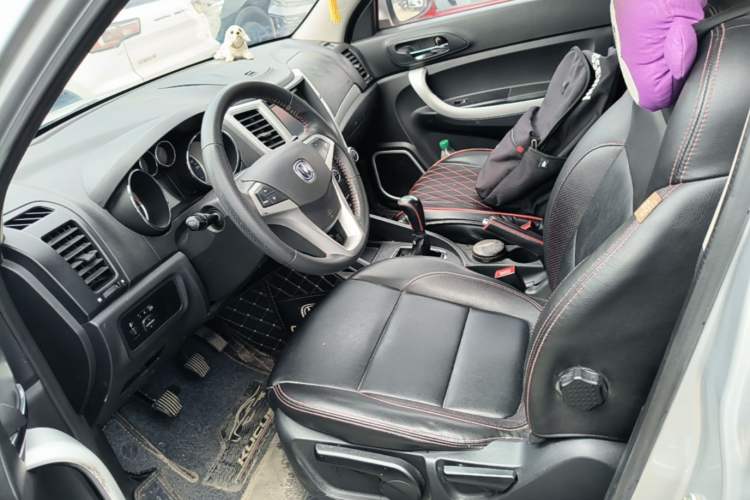 Used CHANGAN CS35 2015 1.6L Manual Luxury Model China IV Standard Left Front Seat