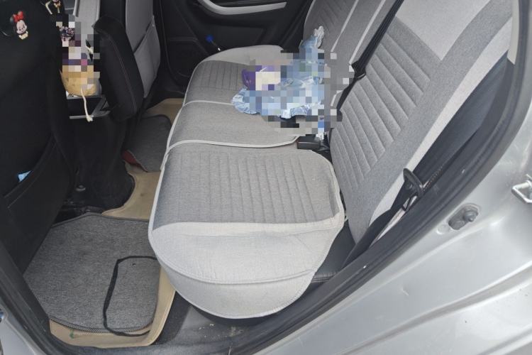 Used CHANGAN CS35 2015 1.6L Automatic Luxury Model China V Standard Left Rear Seat
