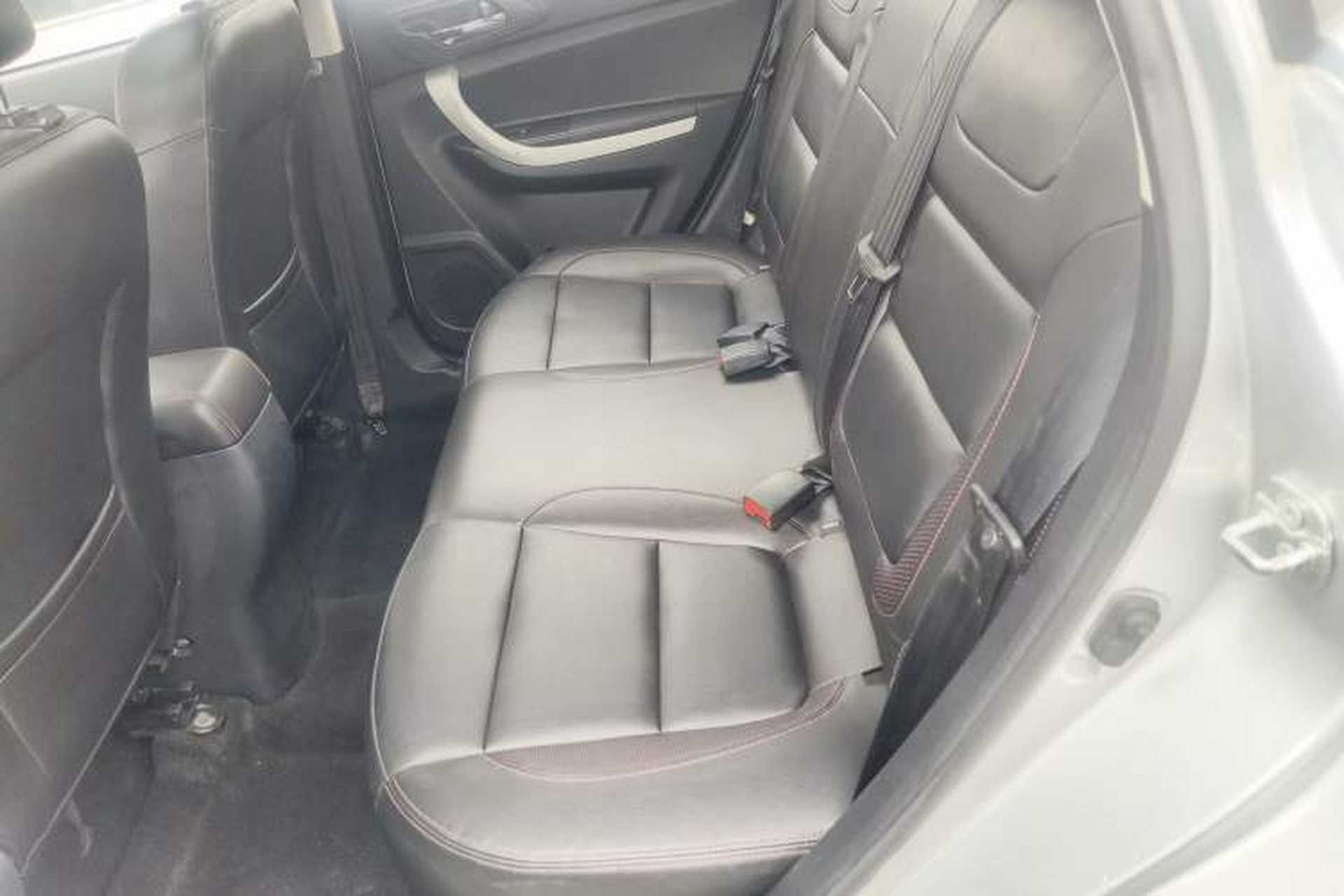 Used CHANGAN CS35 2015 1.6L Automatic Luxury Model China IV Standard Left Rear Seat