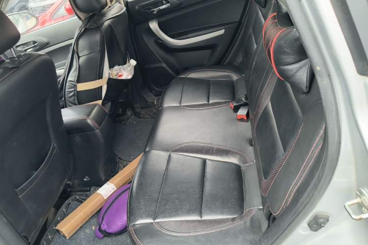 Used CHANGAN CS35 2015 1.6L Manual Luxury Model China IV Standard Left Rear Seat