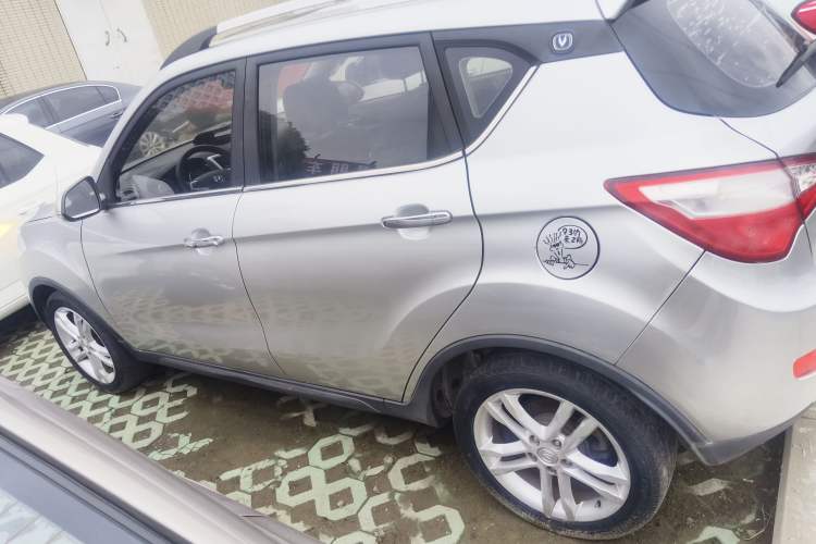 Used CHANGAN CS35 2015 1.6L Automatic Luxury Model China IV Standard Left Side