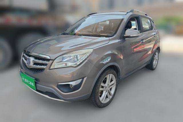 Used CHANGAN CS35 2015 1.6L Automatic Luxury Model China V Standard