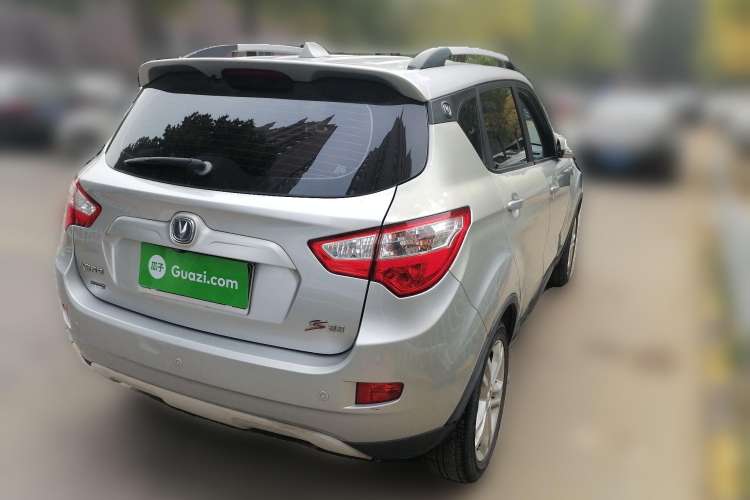 Used CHANGAN CS35 2015 1.6L Manual Luxury Model China IV Standard Rear Right 45 Deg