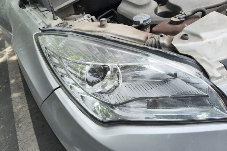 Used CHANGAN CS35 2015 1.6L Manual Luxury Model China IV Standard Right Front Headlight