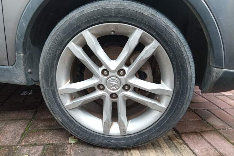 Used CHANGAN CS35 2015 1.6L Automatic Luxury Model China V Standard Right Front Wheel Hub