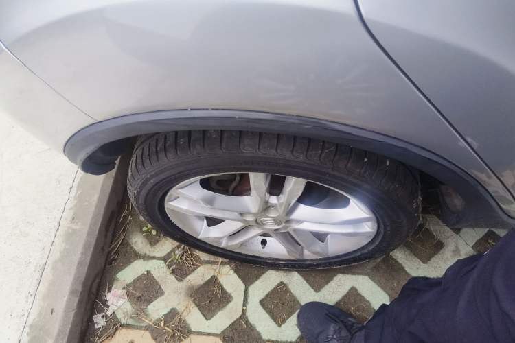 Used CHANGAN CS35 2015 1.6L Automatic Luxury Model China IV Standard Right Rear Wheel Hub