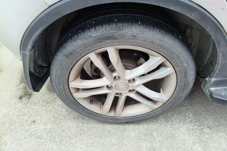 Used CHANGAN CS35 2015 1.6L Manual Luxury Model China IV Standard Right Rear Wheel Hub