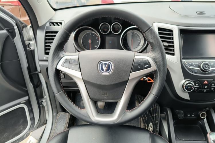 Used CHANGAN CS35 2015 1.6L Manual Luxury Model China IV Standard Steering Wheel
