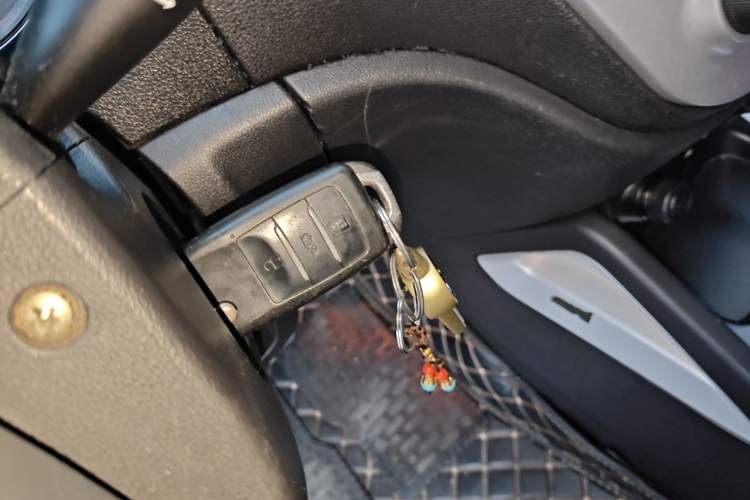 Used CHANGAN CS35 2015 1.6L Manual Luxury Model China IV Standard Vehicle Key
