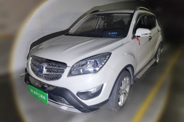 Used CHANGAN CS35 2015 1.6L Automatic Luxury Model China IV Standard