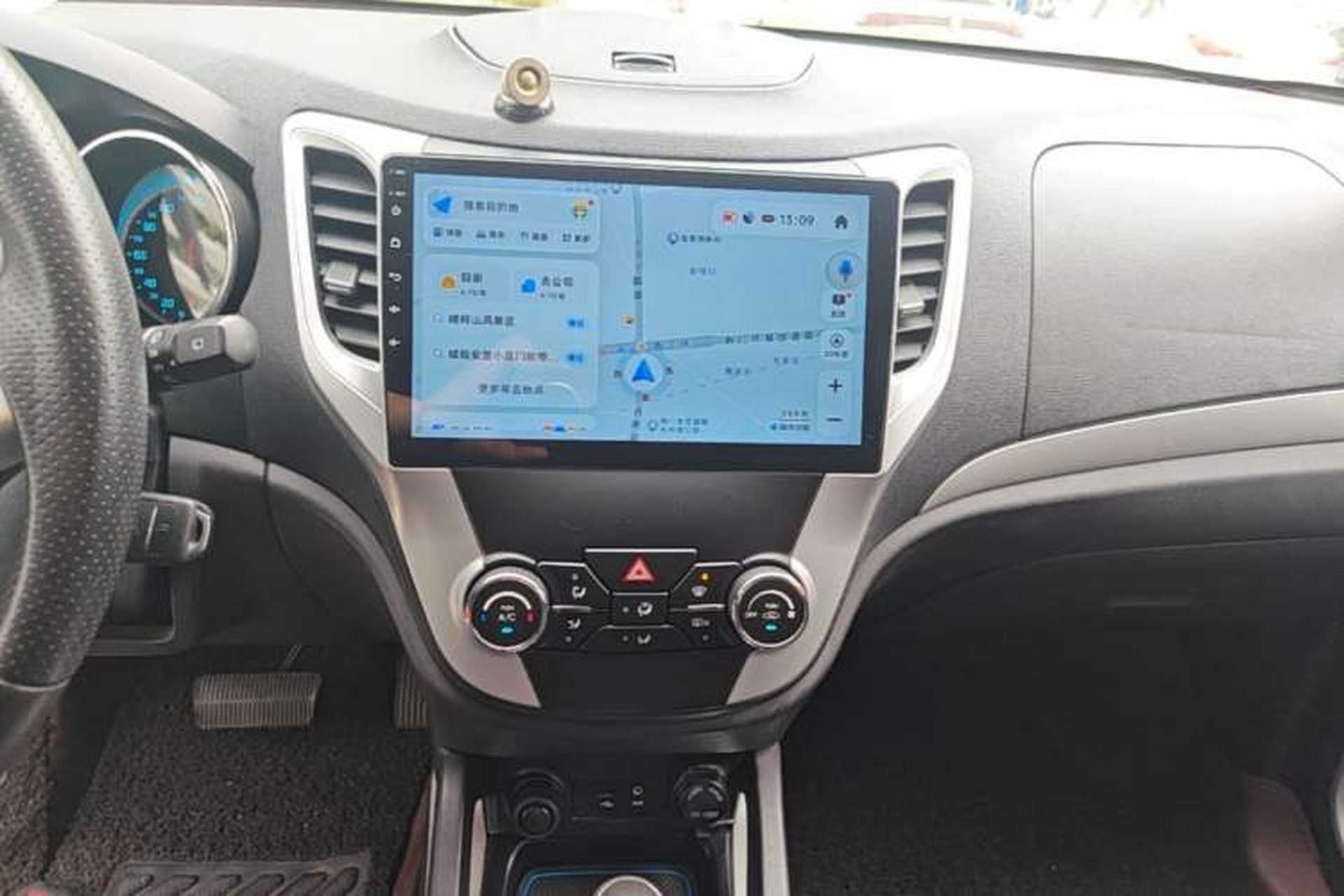 Used CHANGAN CS35 2015 1.6L Automatic Prestige Model China IV Standard Audio And AC Panel