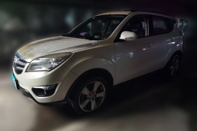 Used CHANGAN CS35 2015 1.6L Manual Luxury Model China IV Standard