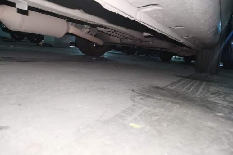 Used CHANGAN CS35 2015 1.6L Manual Luxury Model China IV Standard Chassis Front Left