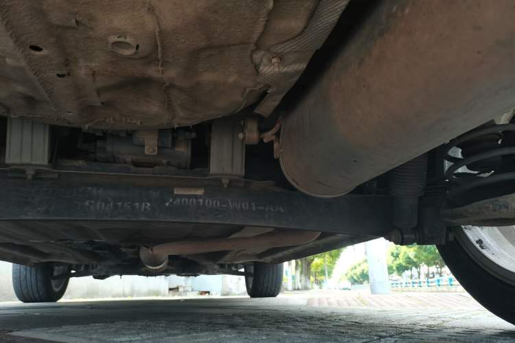 Used CHANGAN CS35 2015 1.6L Manual Luxury Model China IV Standard Chassis Rear