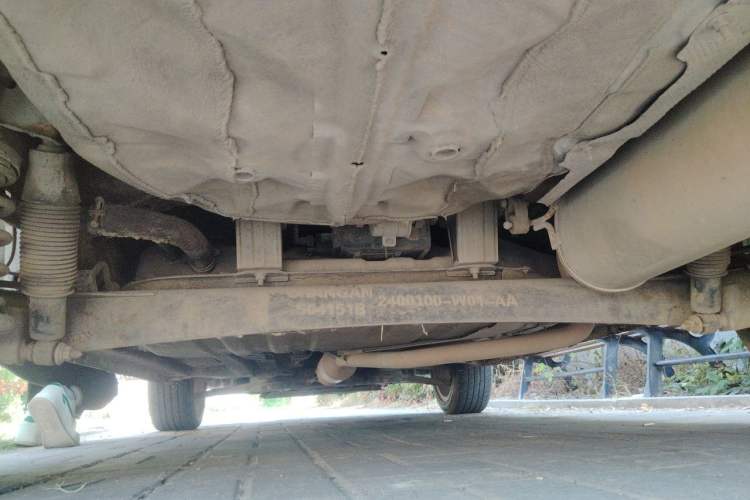 Used CHANGAN CS35 2015 1.6L Manual Luxury Model China IV Standard Chassis Rear