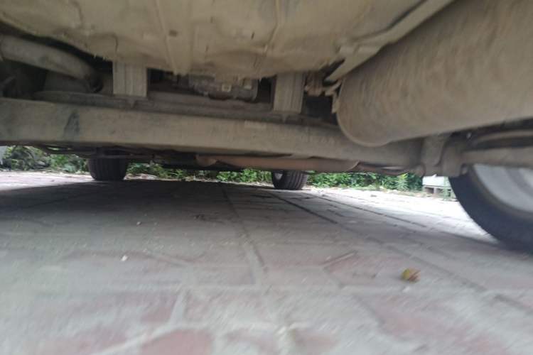 Used CHANGAN CS35 2015 1.6L Manual Luxury Model China IV Standard Chassis Rear