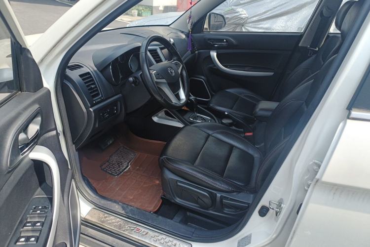 Used CHANGAN CS35 2015 1.6L Automatic Prestige Model China IV Standard Driver Seat