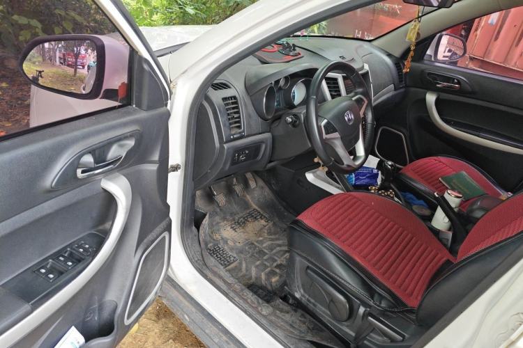 Used CHANGAN CS35 2015 1.6L Manual Luxury Model China IV Standard Driver Seat