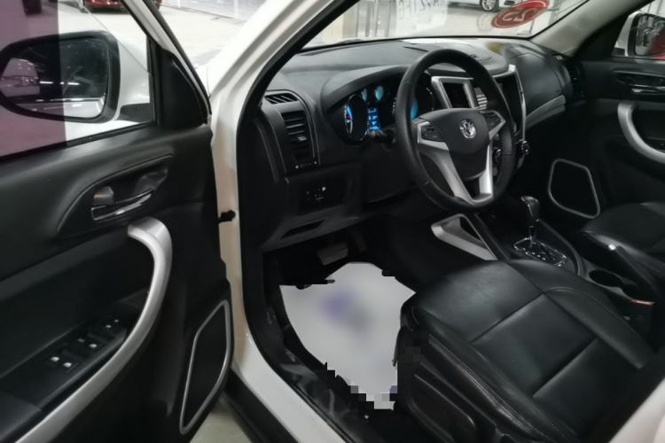 Used CHANGAN CS35 2015 1.6L Automatic Luxury Model China V Standard Driver Seat