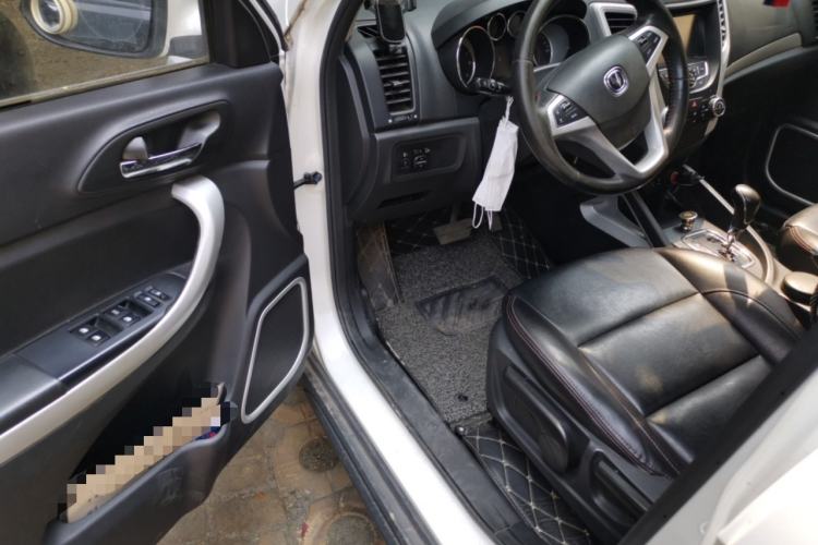 Used CHANGAN CS35 2015 1.6L Automatic Luxury Model China IV Standard Driver Seat