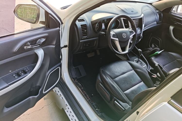 Used CHANGAN CS35 2015 1.6L Automatic Luxury Model China V Standard Driver Seat