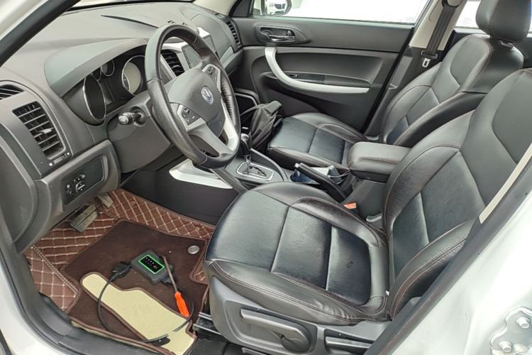 Used CHANGAN CS35 2015 1.6L Automatic Luxury Model China V Standard Driver Seat