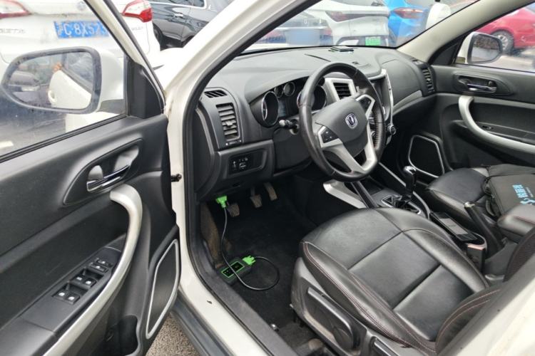 Used CHANGAN CS35 2015 1.6L Manual Luxury Model China V Standard Driver Seat