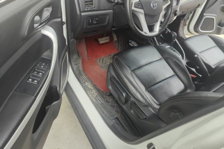 Used CHANGAN CS35 2015 1.6L Automatic Luxury Model China IV Standard Driver Seat
