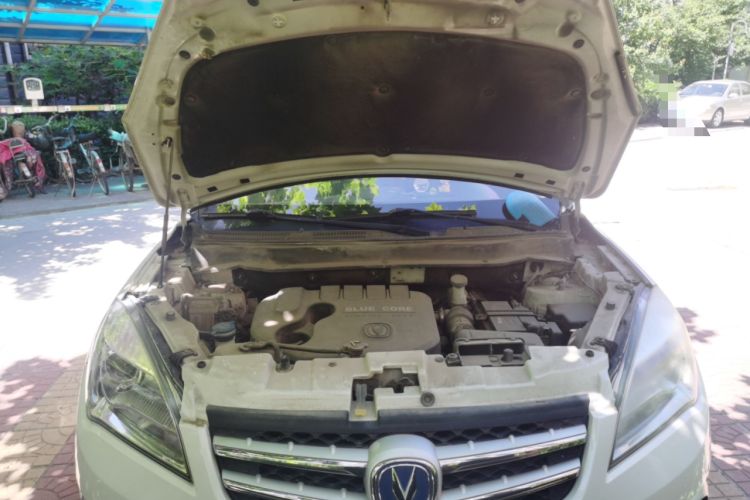 Used CHANGAN CS35 2015 1.6L Manual Luxury Model China IV Standard Engine Bay