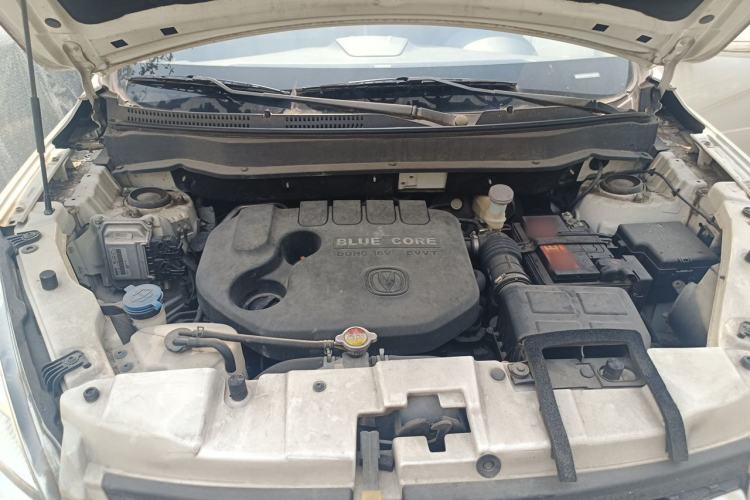 Used CHANGAN CS35 2015 1.6L Automatic Prestige Model China IV Standard Engine Bay