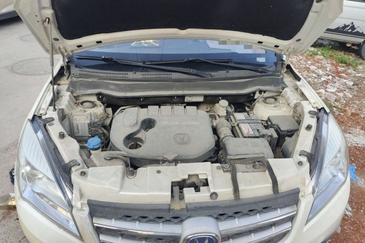 Used CHANGAN CS35 2015 1.6L Automatic Luxury Model China V Standard Engine Bay