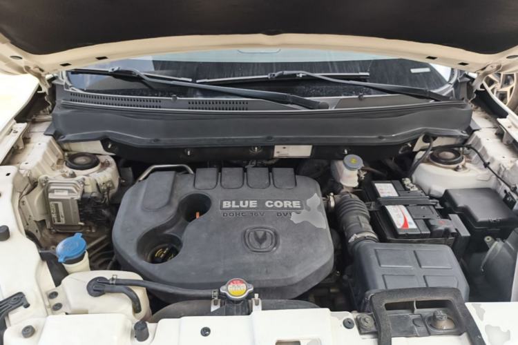 Used CHANGAN CS35 2015 1.6L Manual Luxury Model China IV Standard Engine Bay