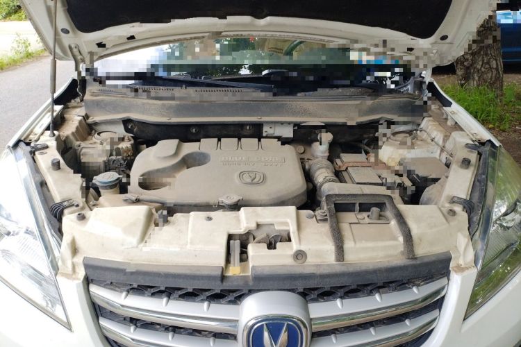 Used CHANGAN CS35 2015 1.6L Automatic Luxury Model China IV Standard Engine Bay