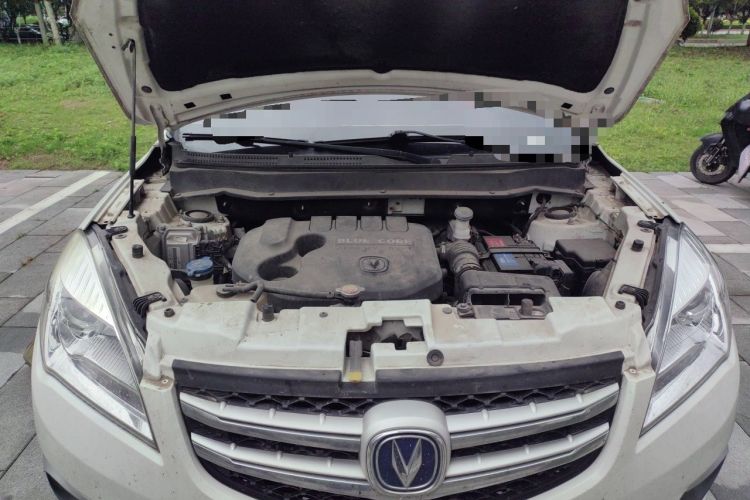 Used CHANGAN CS35 2015 1.6L Manual Luxury Model China IV Standard Engine Bay