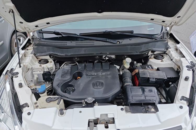 Used CHANGAN CS35 2015 1.6L Manual Luxury Model China IV Standard Engine Bay
