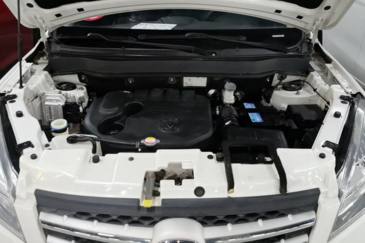 Used CHANGAN CS35 2015 1.6L Automatic Luxury Model China V Standard Engine Bay