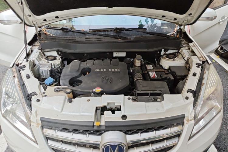 Used CHANGAN CS35 2015 1.6L Manual Luxury Model China IV Standard Engine Bay