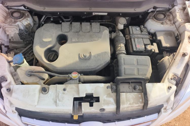 Used CHANGAN CS35 2015 1.6L Automatic Luxury Model China V Standard Engine Bay