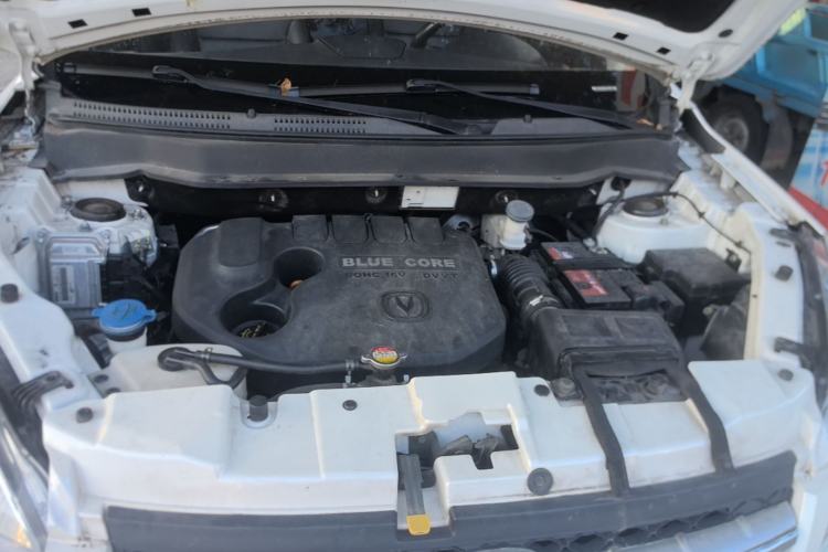 Used CHANGAN CS35 2015 1.6L Manual Luxury Model China IV Standard Engine Bay