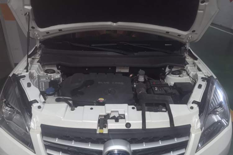 Used CHANGAN CS35 2015 1.6L Manual Luxury Model China V Standard Engine Bay