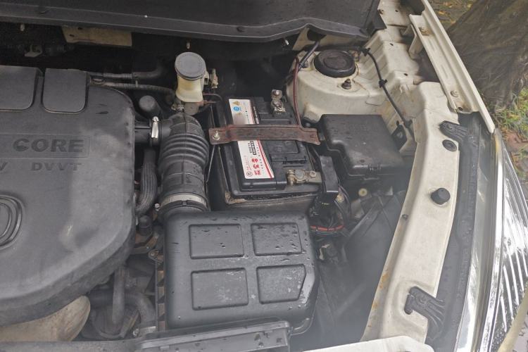 Used CHANGAN CS35 2015 1.6L Automatic Luxury Model China IV Standard Engine Bay Left