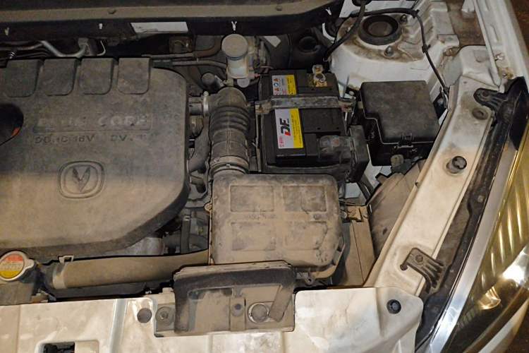 Used CHANGAN CS35 2015 1.6L Automatic Luxury Model China IV Standard Engine Bay Left