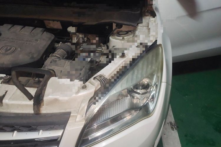 Used CHANGAN CS35 2015 1.6L Automatic Luxury Model China IV Standard Engine Bay Left
