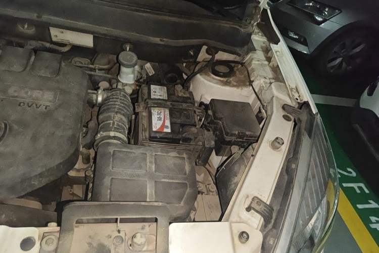 Used CHANGAN CS35 2015 1.6L Automatic Luxury Model China IV Standard Engine Bay Left
