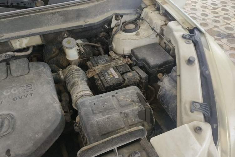 Used CHANGAN CS35 2015 1.6L Manual Luxury Model China IV Standard Engine Bay Left