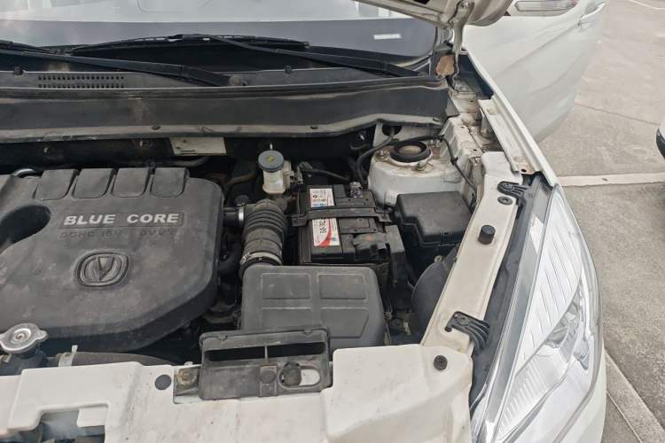 Used CHANGAN CS35 2015 1.6L Manual Luxury Model China IV Standard Engine Bay Left