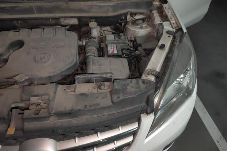 Used CHANGAN CS35 2015 1.6L Manual Luxury Model China IV Standard Engine Bay Left