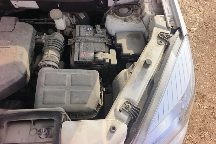 Used CHANGAN CS35 2015 1.6L Automatic Luxury Model China V Standard Engine Bay Left